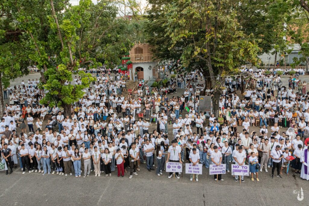 𝐖𝐚𝐥𝐤 𝐖𝐢𝐭𝐡 𝐌𝐚𝐫𝐲: 𝐏𝐫𝐚𝐲𝐞𝐫 & 𝐒𝐨𝐥𝐢𝐝𝐚𝐫𝐢𝐭𝐲 𝐀𝐠𝐚𝐢𝐧𝐬𝐭 𝐂𝐨𝐫𝐫𝐮𝐩𝐭𝐢𝐨𝐧