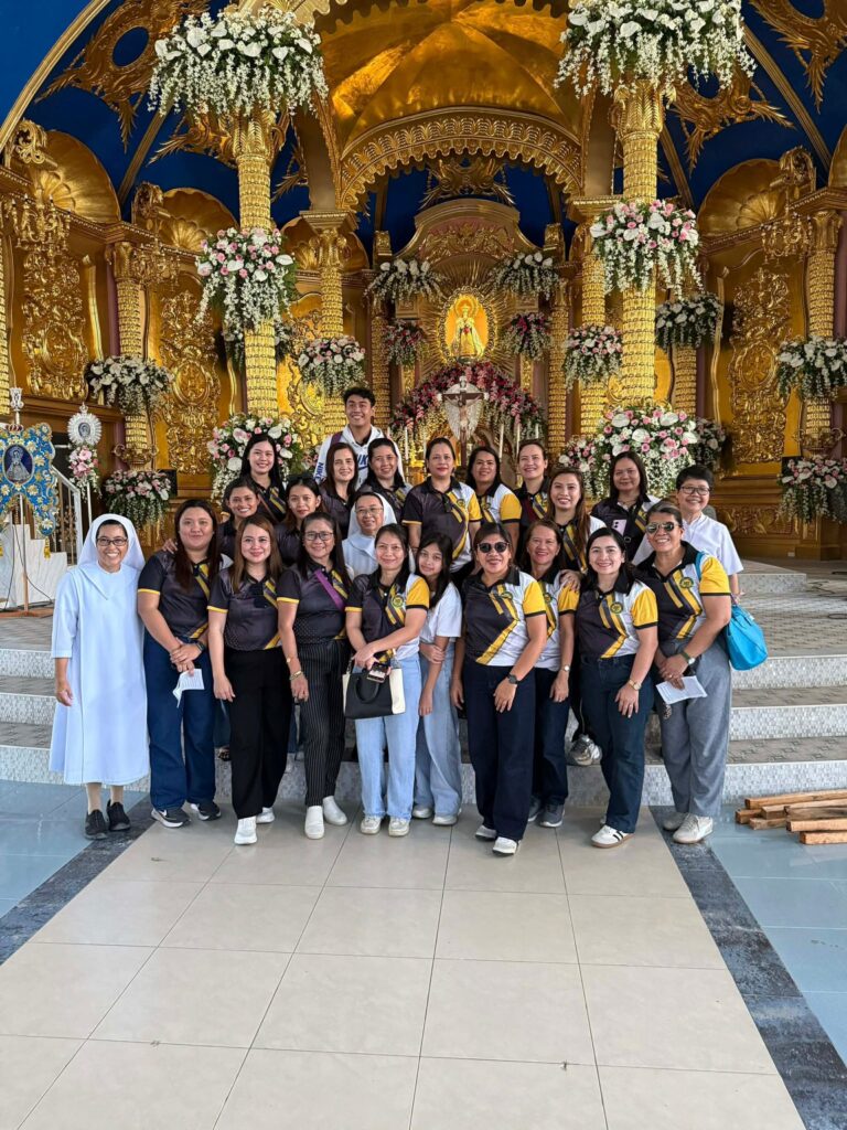 Walking Together in Faith and Service โ SJC ELEMENTARY FACULTY AND STAFF as Pilgrims of the Josephinian Spirit.