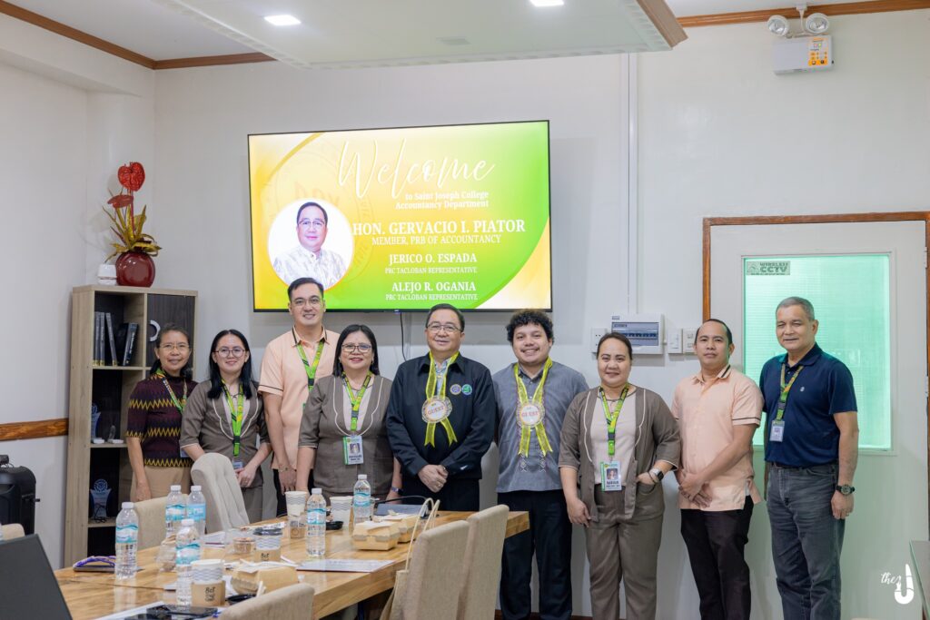 ๐๐๐ ๐๐ข๐ฌ๐ข๐ญ๐ฌ ๐ญ๐ก๐ ๐๐๐-๐๐๐๐ ๐๐จ๐ฆ๐ฆ๐ฎ๐ง๐ข๐ญ๐ฒ